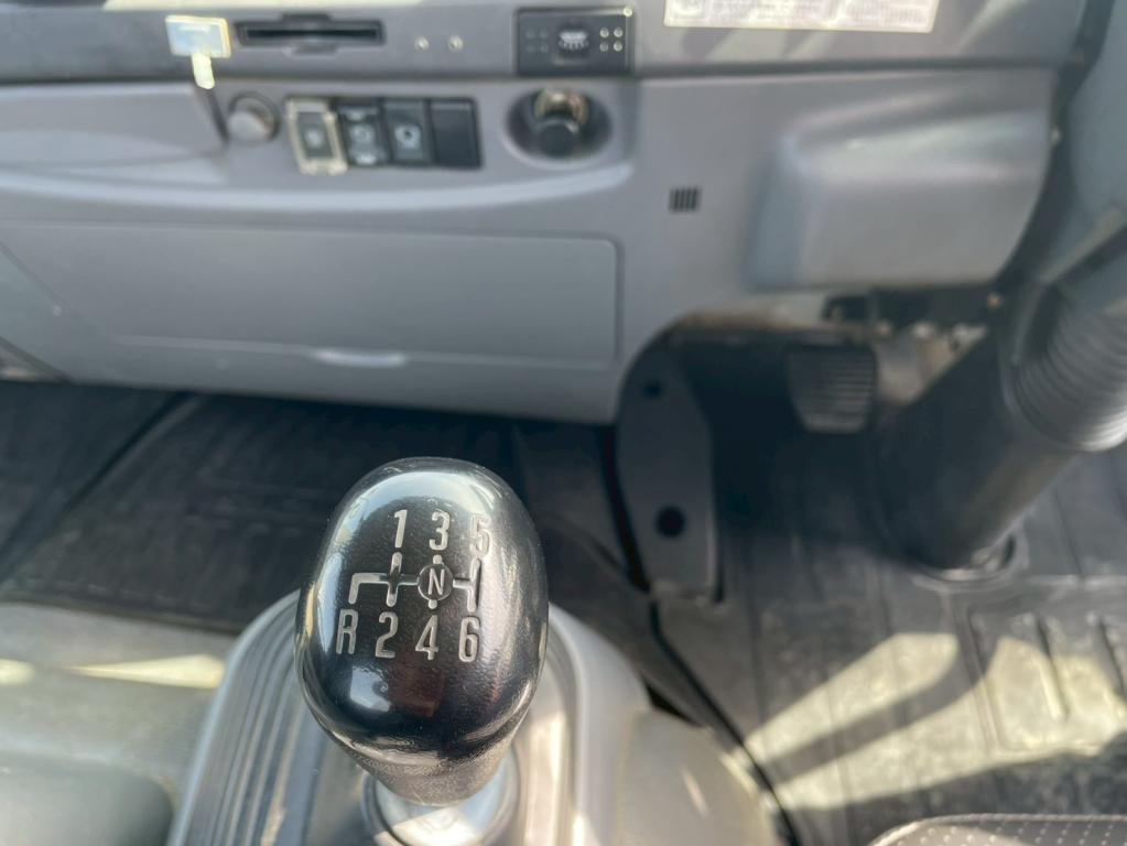 いすゞ フォワード 2PG-FTR90U2(2WD)の写真23