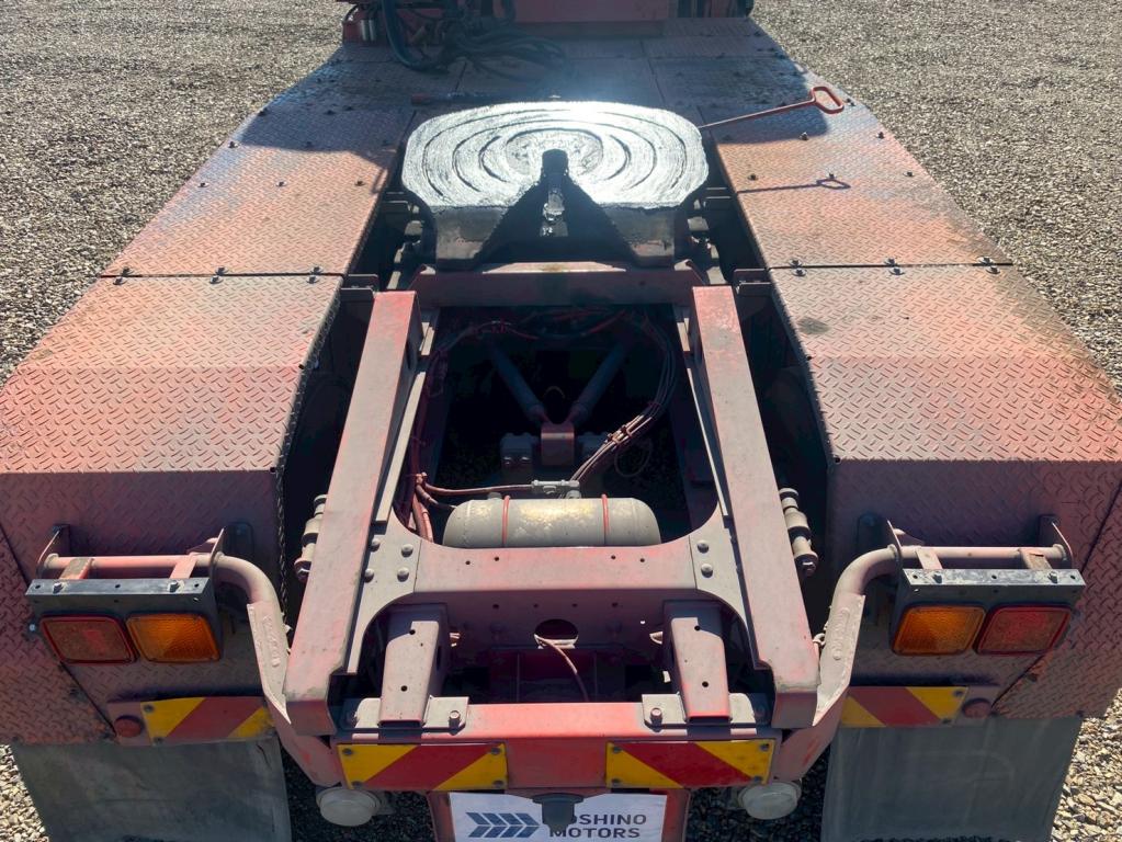 日野 プロフィア QPG-SS1EKDA(6x4)の写真8