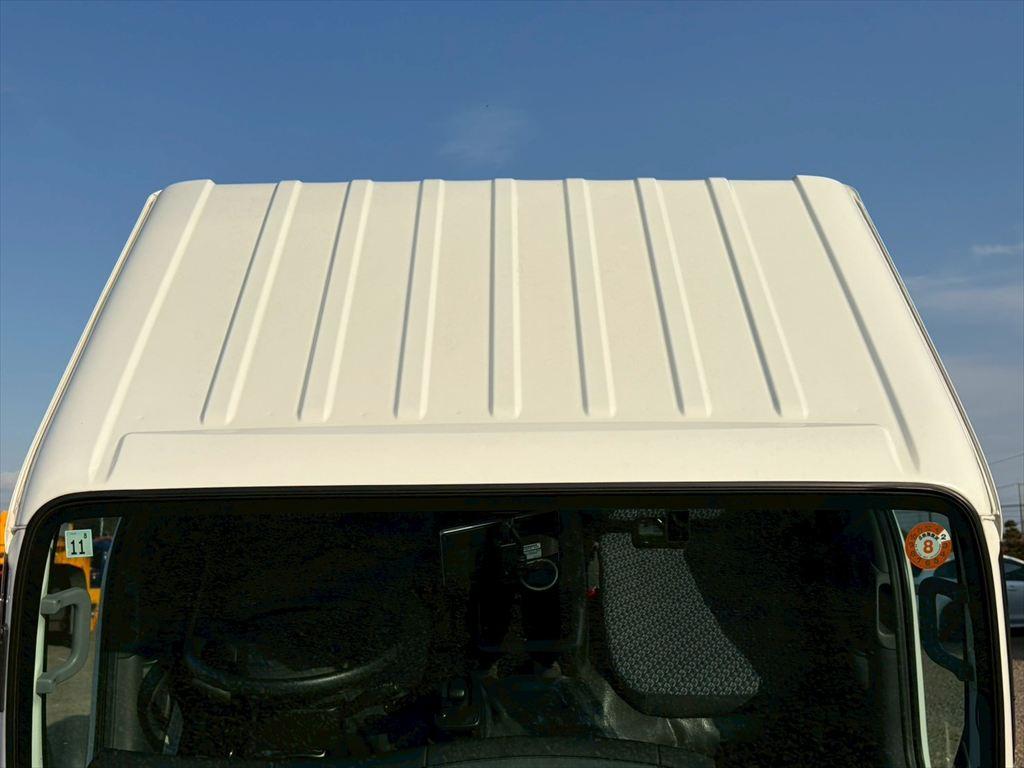 いすゞ エルフ 2RG-NHR88AN(2WD)の写真20