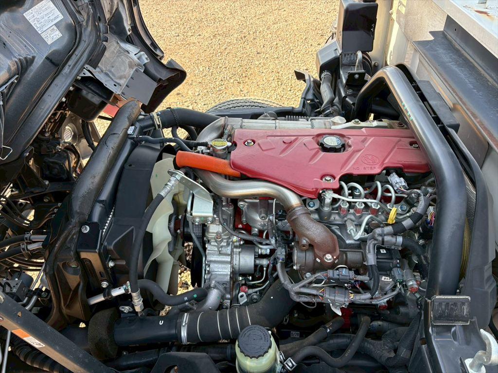 日野 デュトロ 2RG-XZU710M(2WD)の写真18