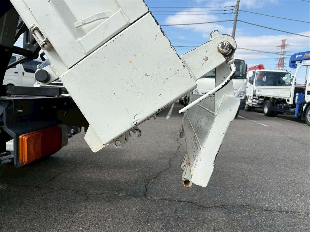 日野 デュトロ 2KG-XZC600T(2WD)の写真11