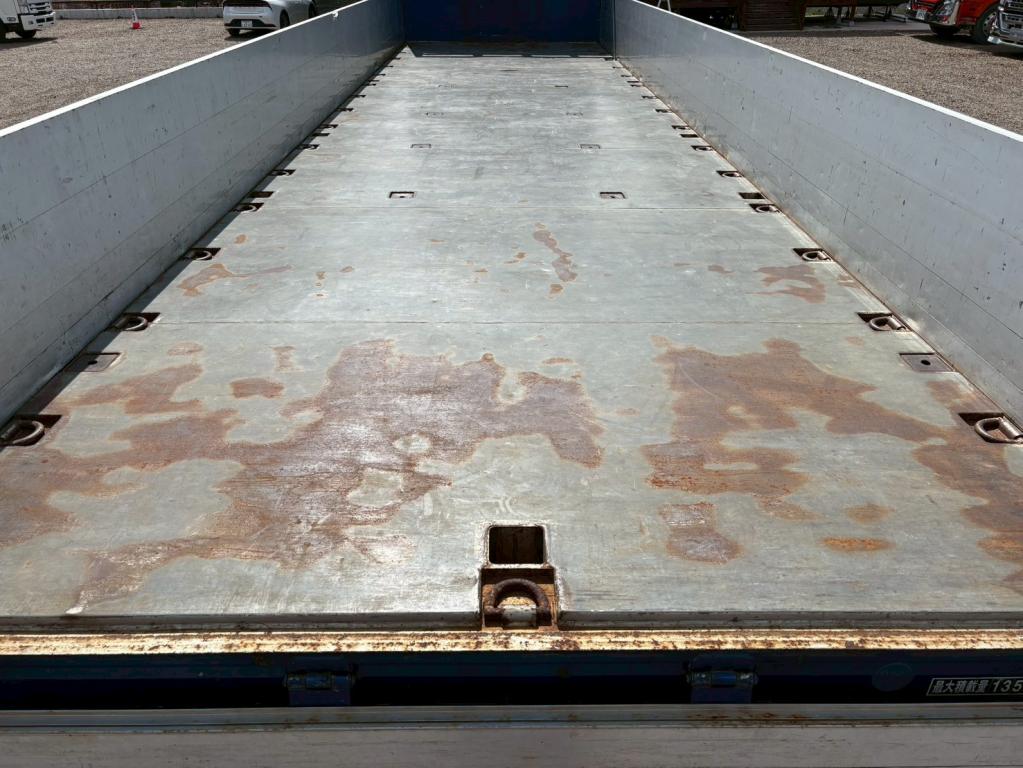 日野 プロフィア QKG-FR1EXBG(6x2)の写真8