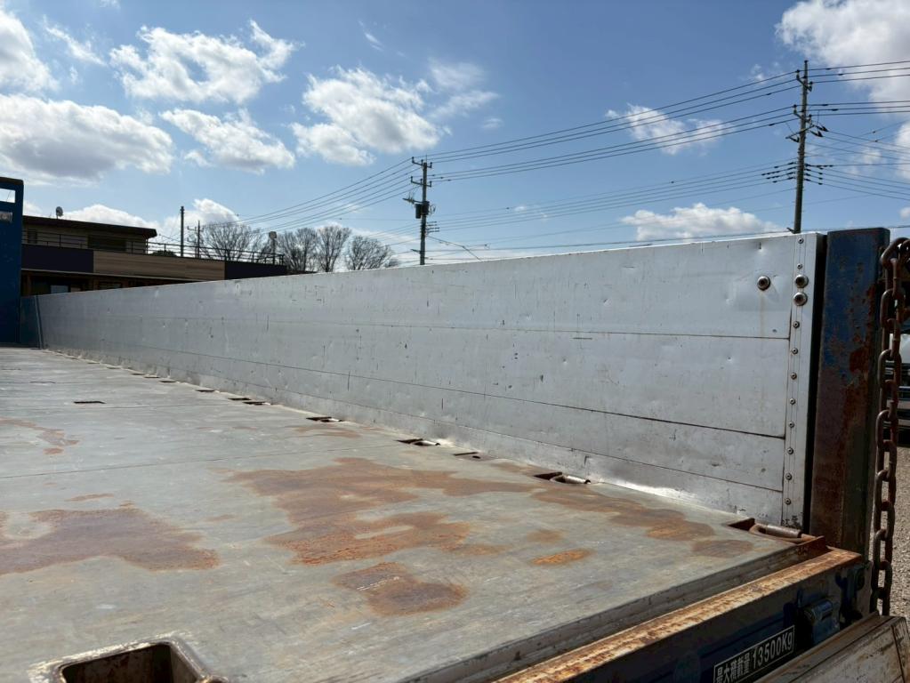 日野 プロフィア QKG-FR1EXBG(6x2)の写真10