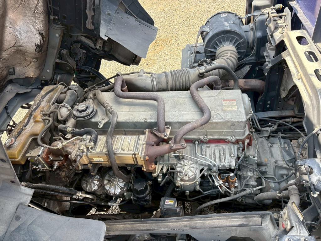 日野 プロフィア QKG-FR1EXBG(6x2)の写真18