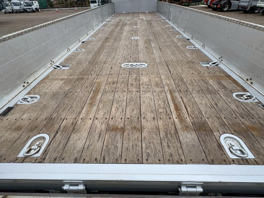 三菱 スーパーグレート QKG-FV54VZ(6x4)の写真8