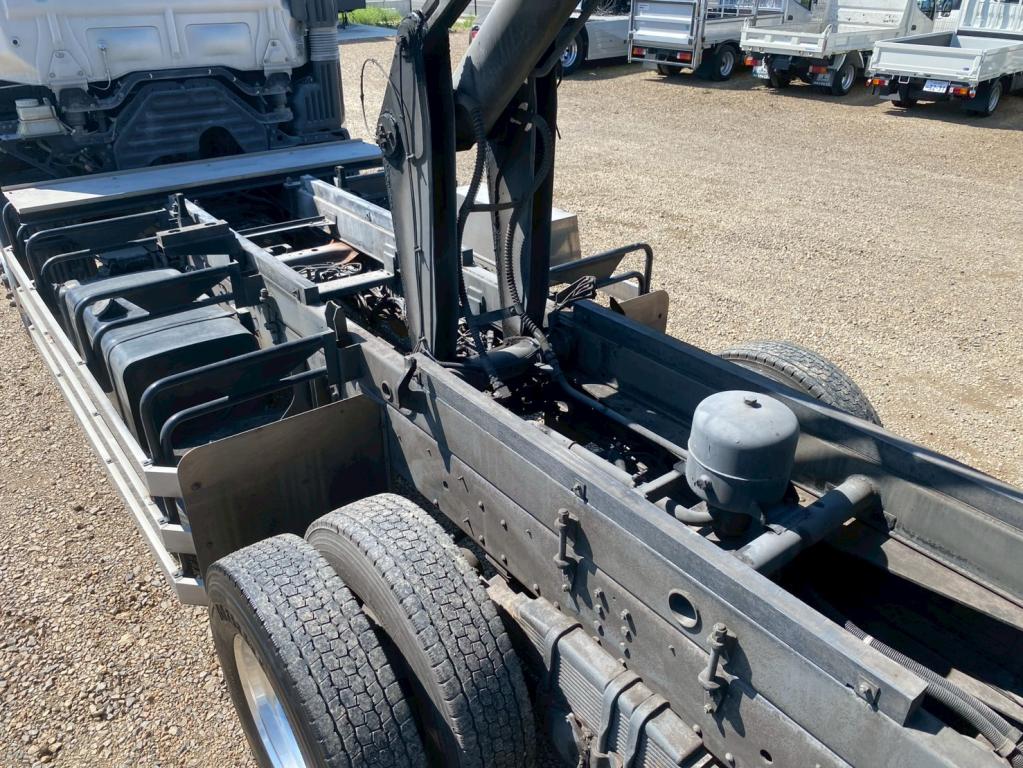 日野 プロフィア QKG-FR1EPBA(6x2)の写真15