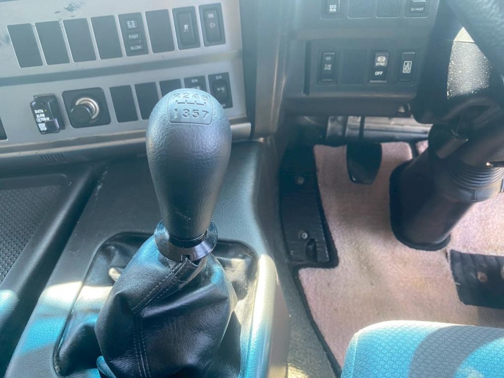 日野 プロフィア QKG-FR1EPBA(6x2)の写真23