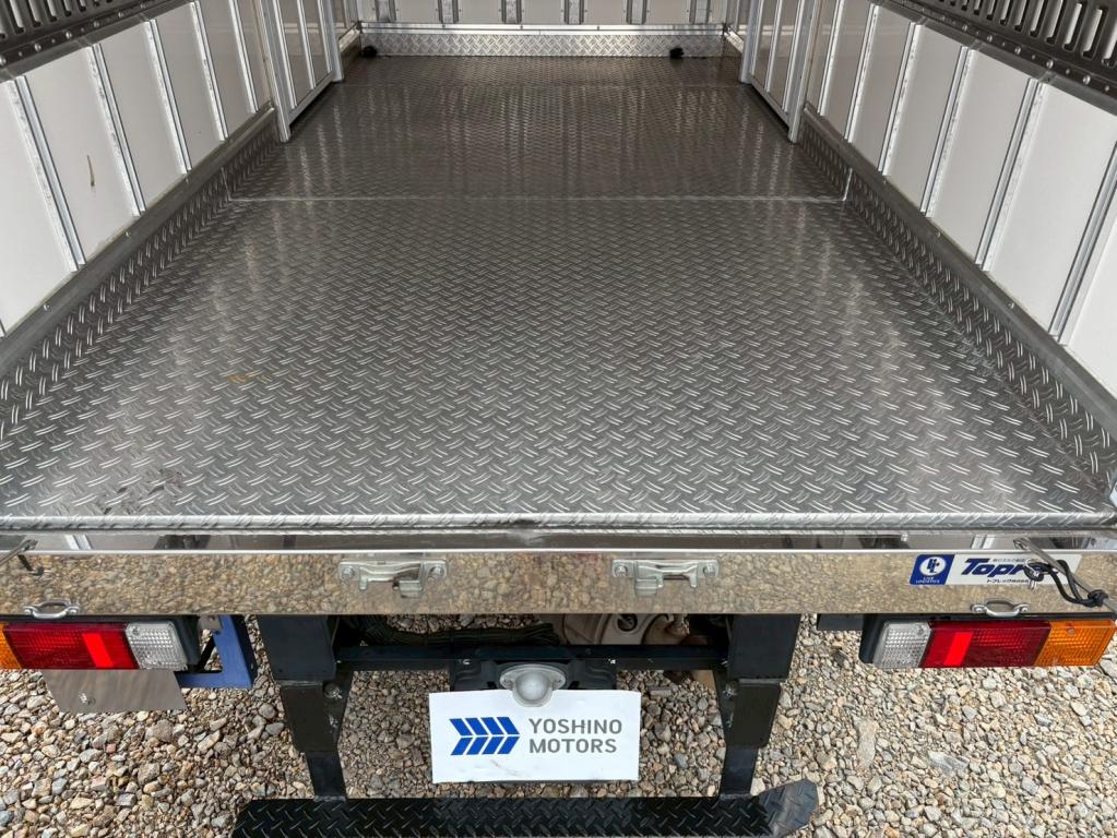 三菱 キャンター 2TG-FBA00(2WD)の写真8