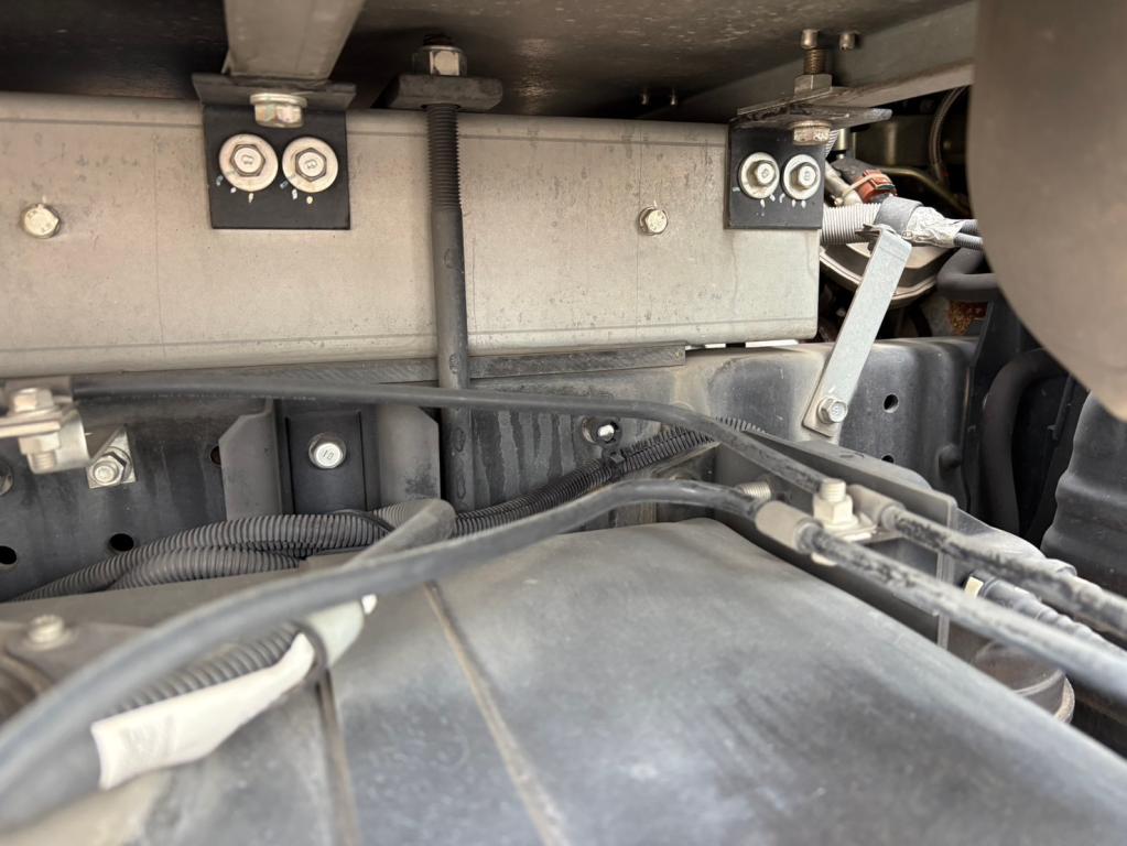 三菱 キャンター 2TG-FBA00(2WD)の写真15