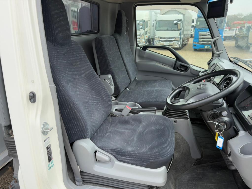 日野 デュトロ TKG-XZU730M(2WD)の写真21