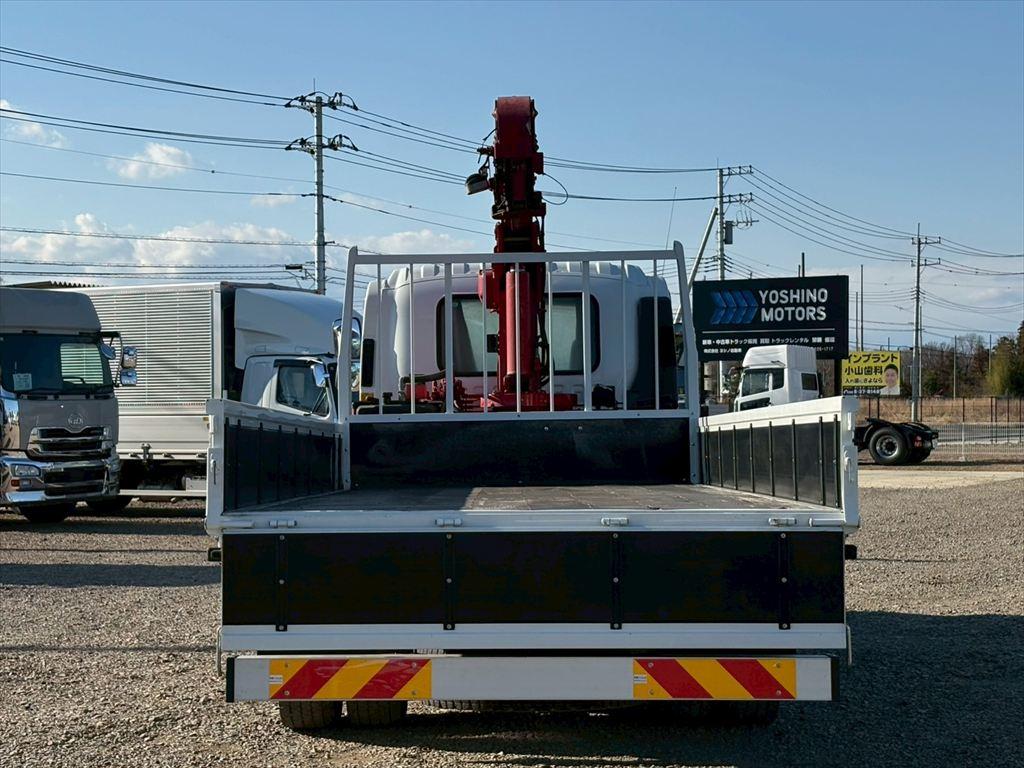 いすゞ フォワード 2RG-FTR90V2(2WD)の写真11