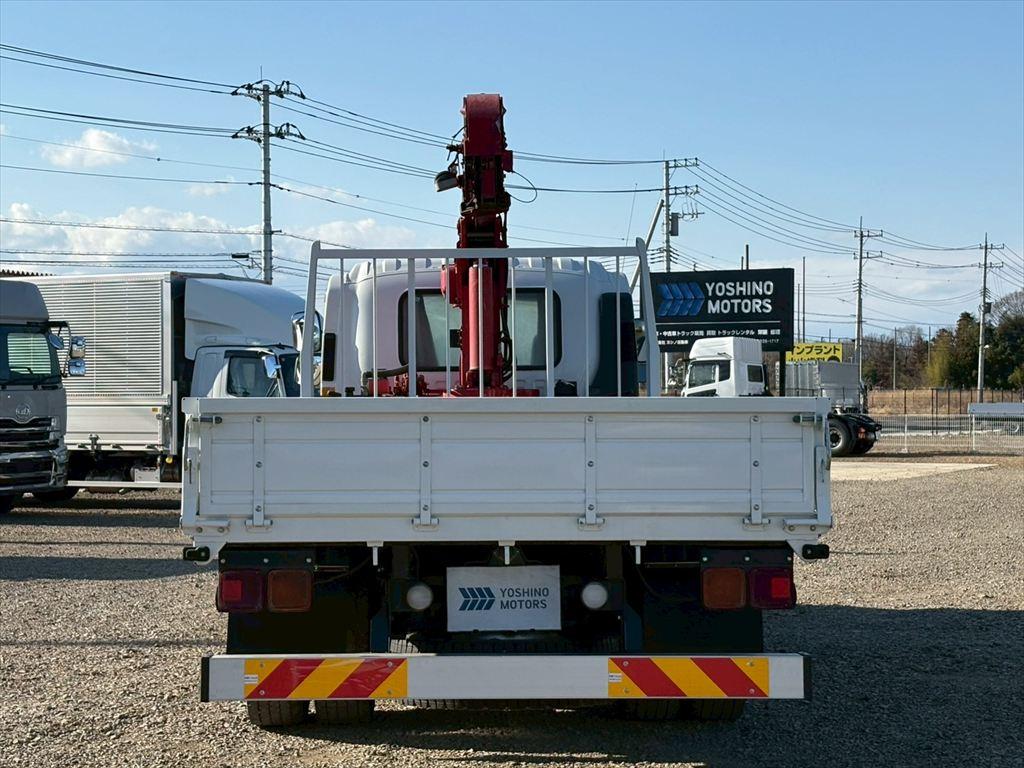 いすゞ フォワード 2RG-FTR90V2(2WD)の写真12