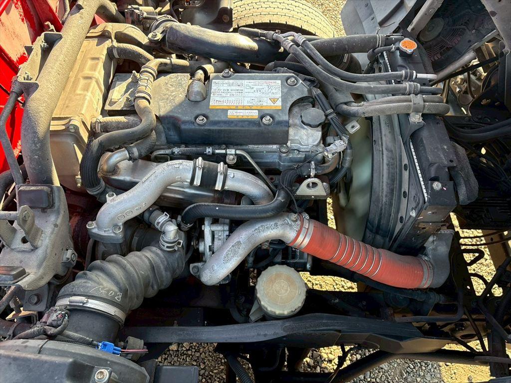 いすゞ フォワード 2RG-FTR90V2(2WD)の写真19