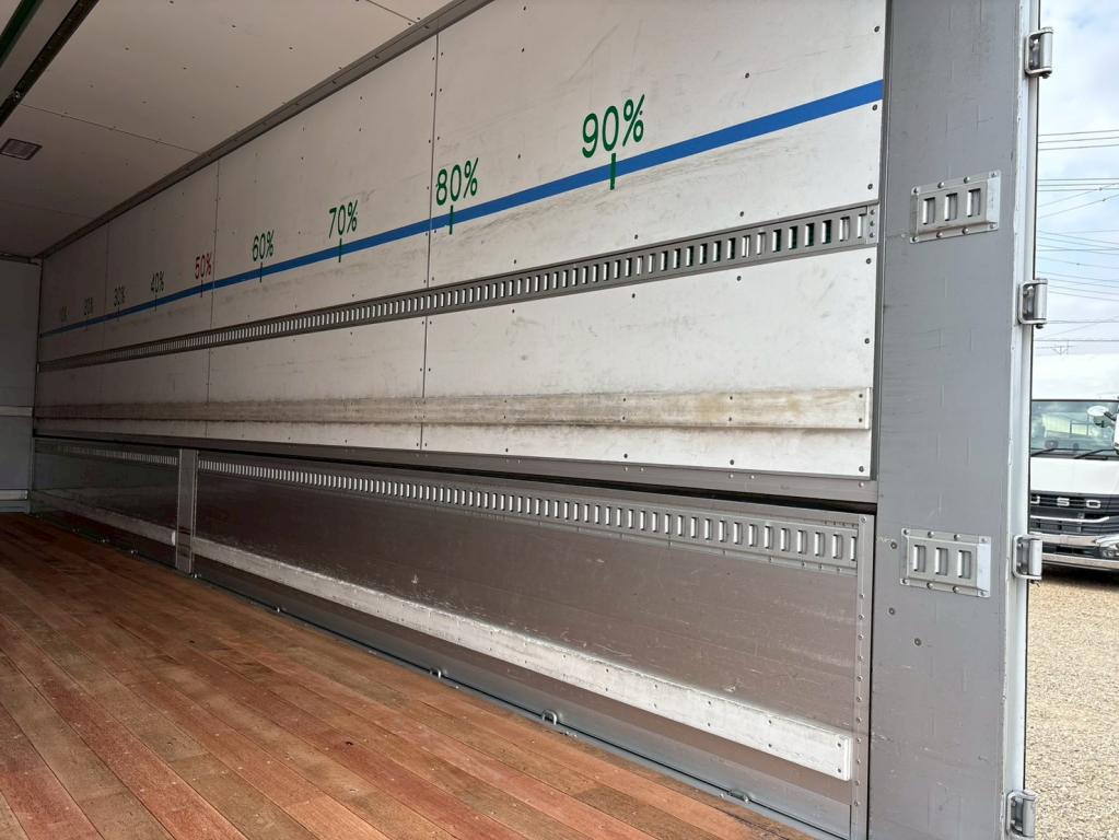 日野 プロフィア 2DG-FW1AHG(8x4)の写真10