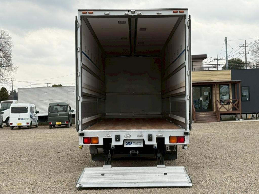 日野 プロフィア 2DG-FW1AHG(8x4)の写真11