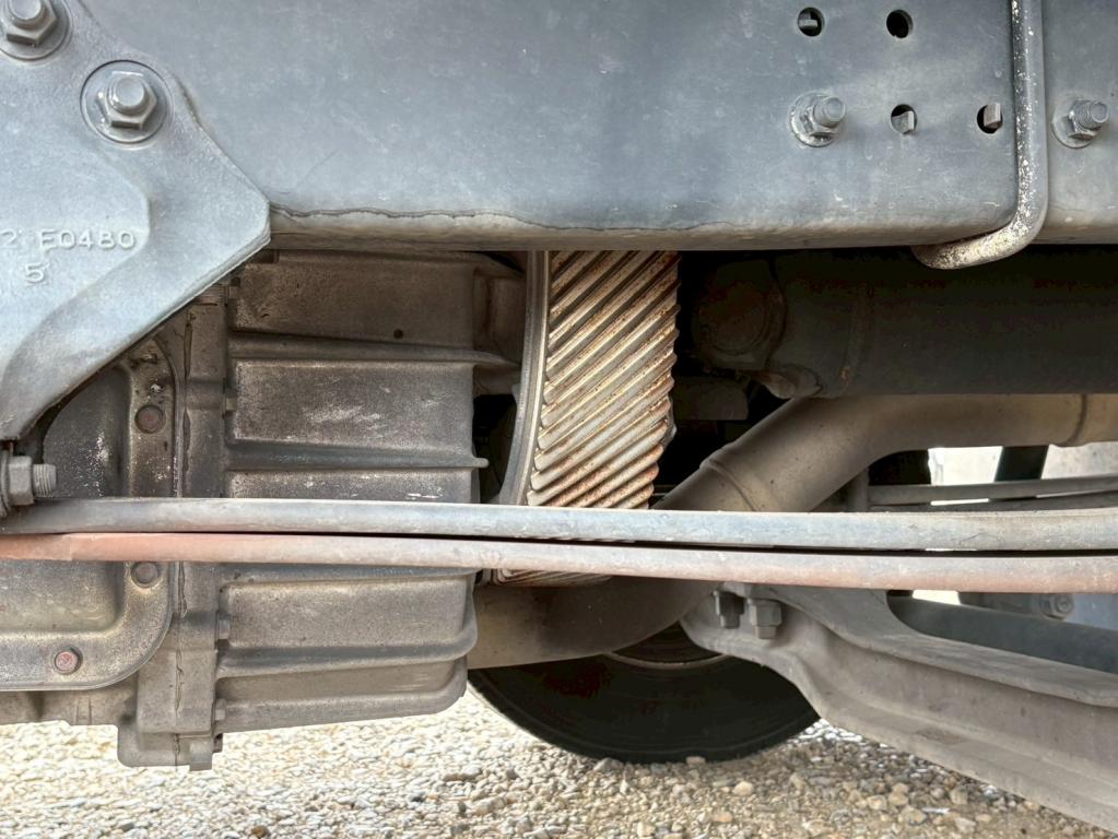 日野 プロフィア 2DG-FW1AHG(8x4)の写真17