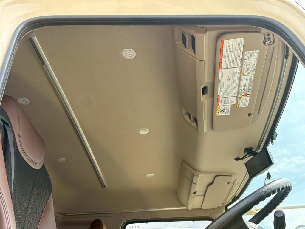 日野 プロフィア 2DG-FW1AHG(8x4)の写真24