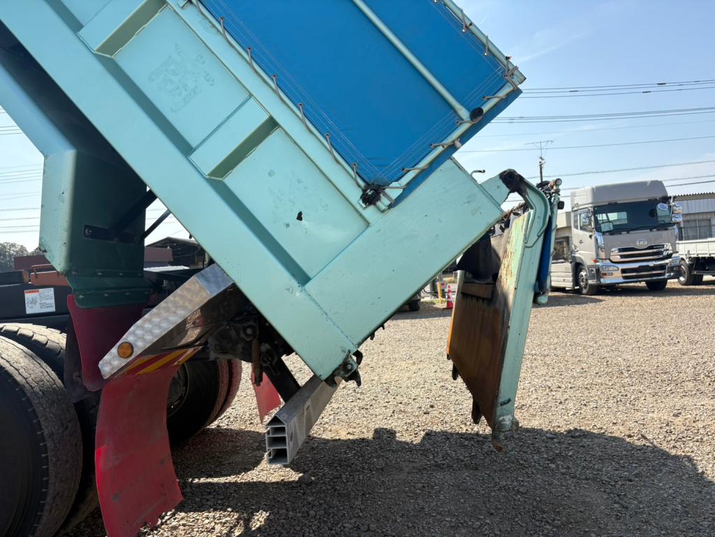 日野 プロフィア 2DG-FS1AGA(6x4)の写真12