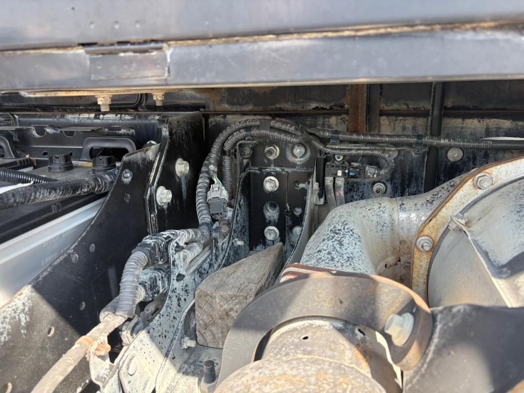 日野 プロフィア 2DG-FS1AGA(6x4)の写真17