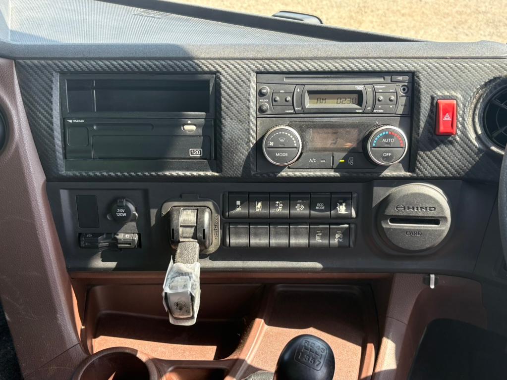 日野 プロフィア 2DG-FS1AGA(6x4)の写真22