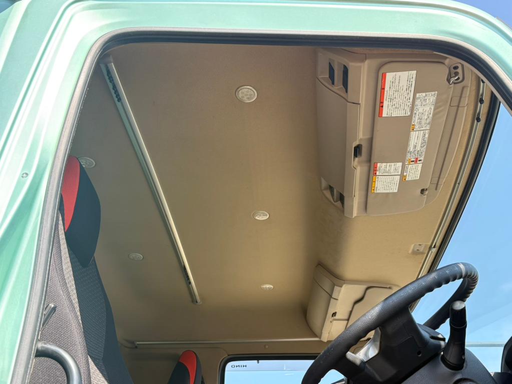 日野 プロフィア 2DG-FS1AGA(6x4)の写真24