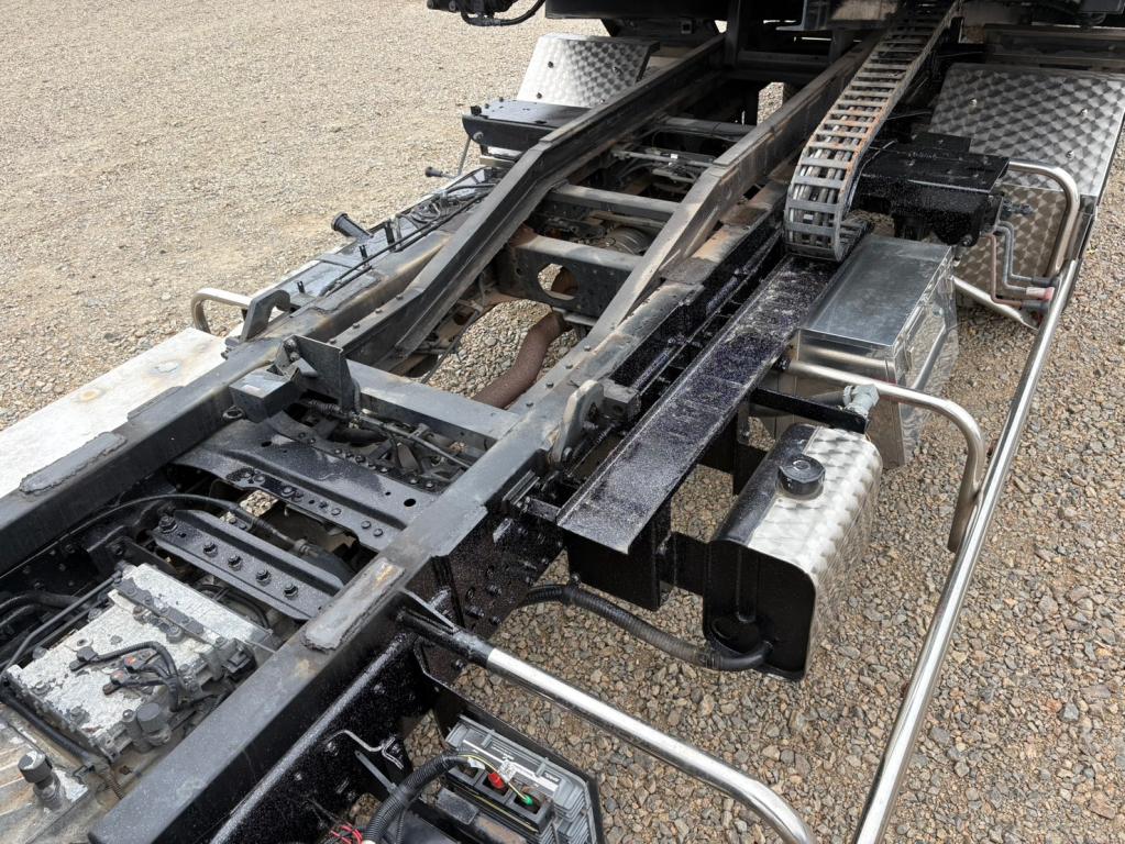 三菱 キャンター TKG-FEB80(2WD)の写真15