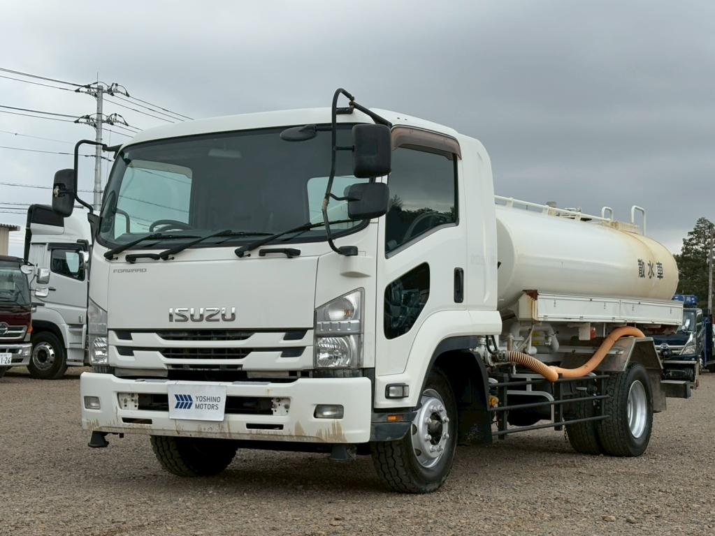 いすゞ フォワード LPG-FTR90S2(2WD)の写真1