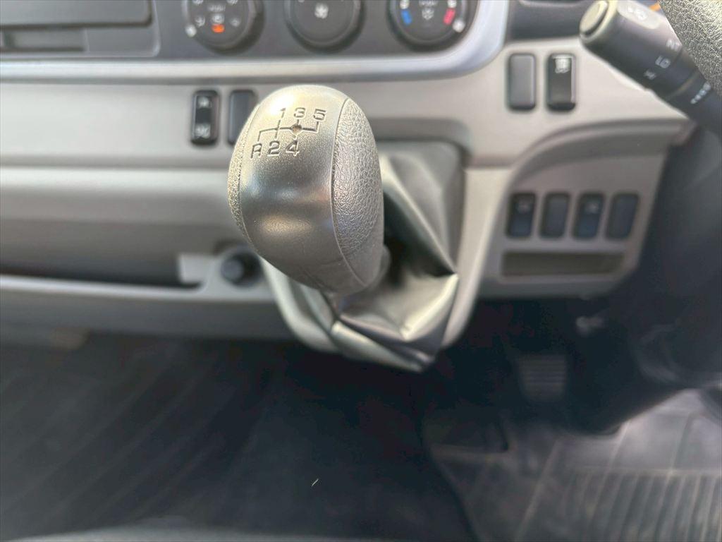 三菱 キャンター 2RG-FBAV0(2WD)の写真23