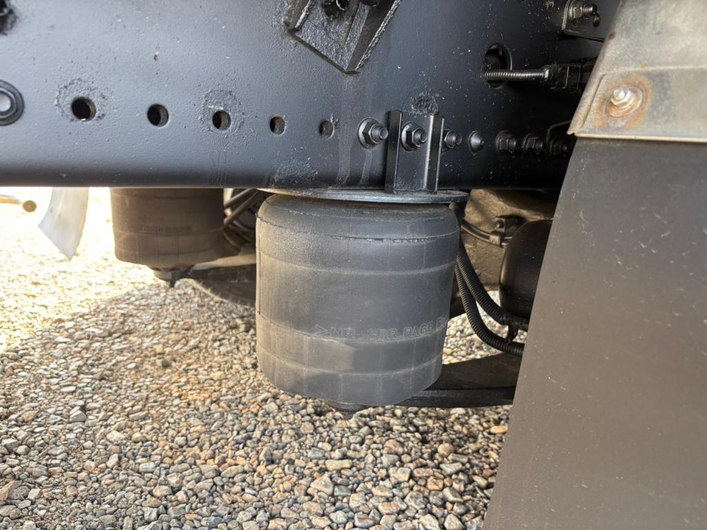 日野 プロフィア 2DG-FW1AHG(8x4)の写真17