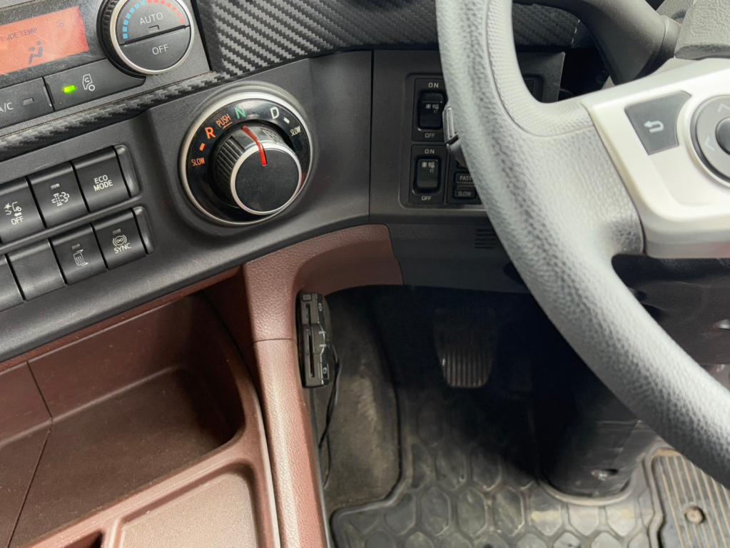 日野 プロフィア 2DG-FW1AHG(8x4)の写真23