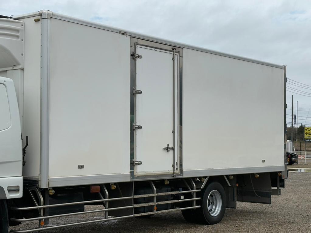 三菱 ファイター 2KG-FK65FZ(2WD)の写真6