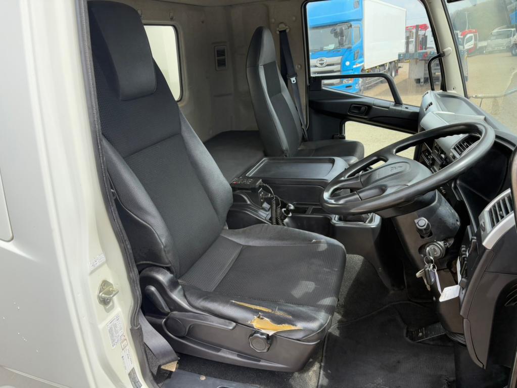 三菱 ファイター 2KG-FK65FZ(2WD)の写真21