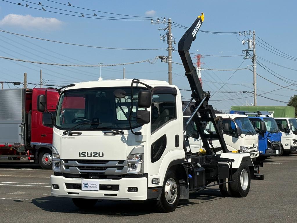 いすゞ フォワード 2RG-FRR90S2(2WD)の写真1