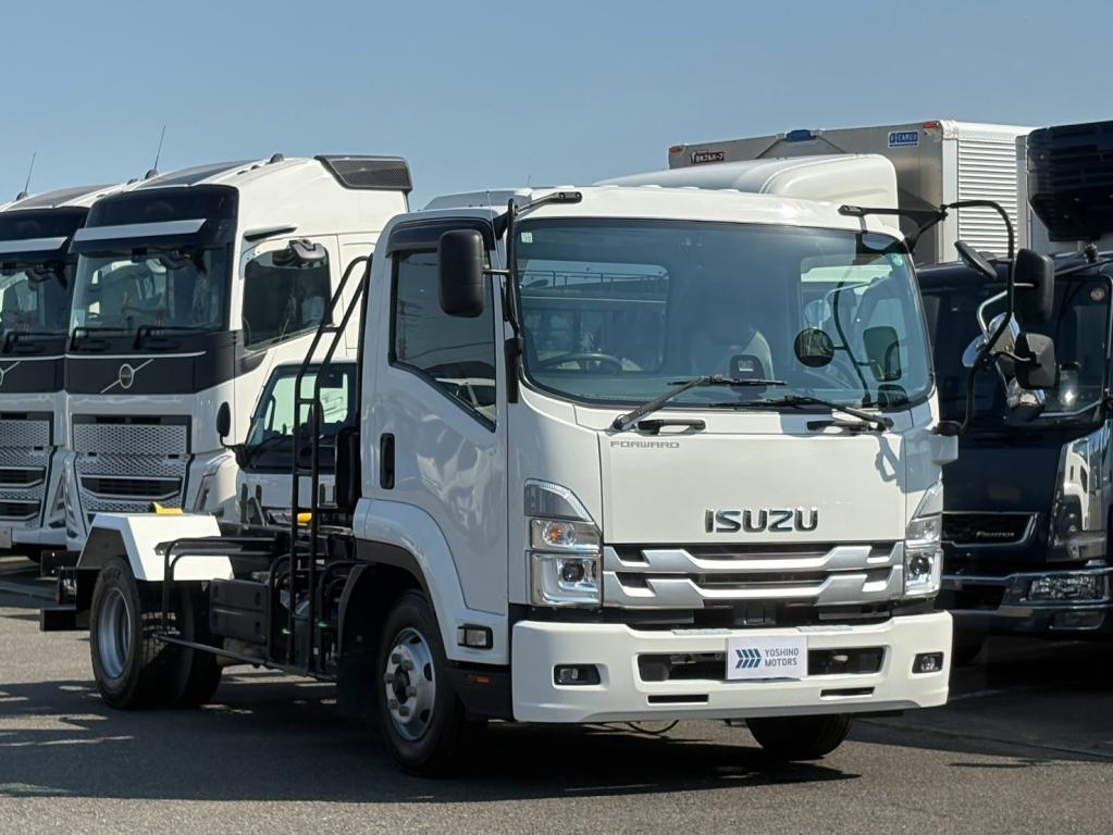 いすゞ フォワード 2RG-FRR90S2(2WD)の写真2