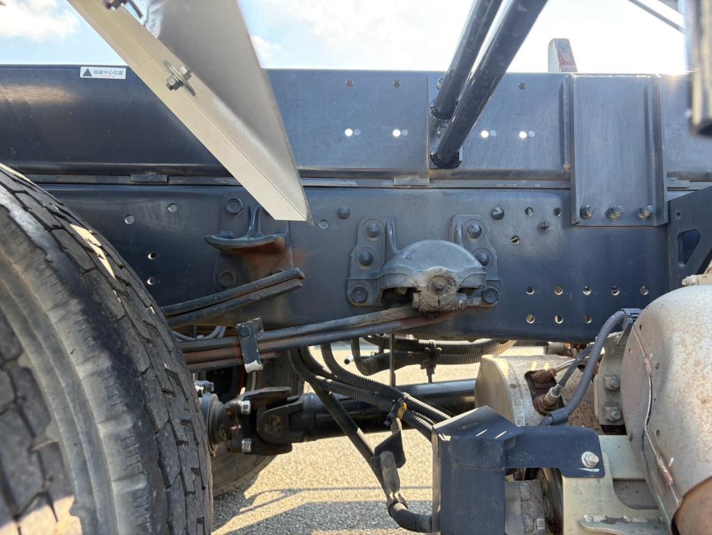 いすゞ フォワード 2RG-FRR90S2(2WD)の写真16