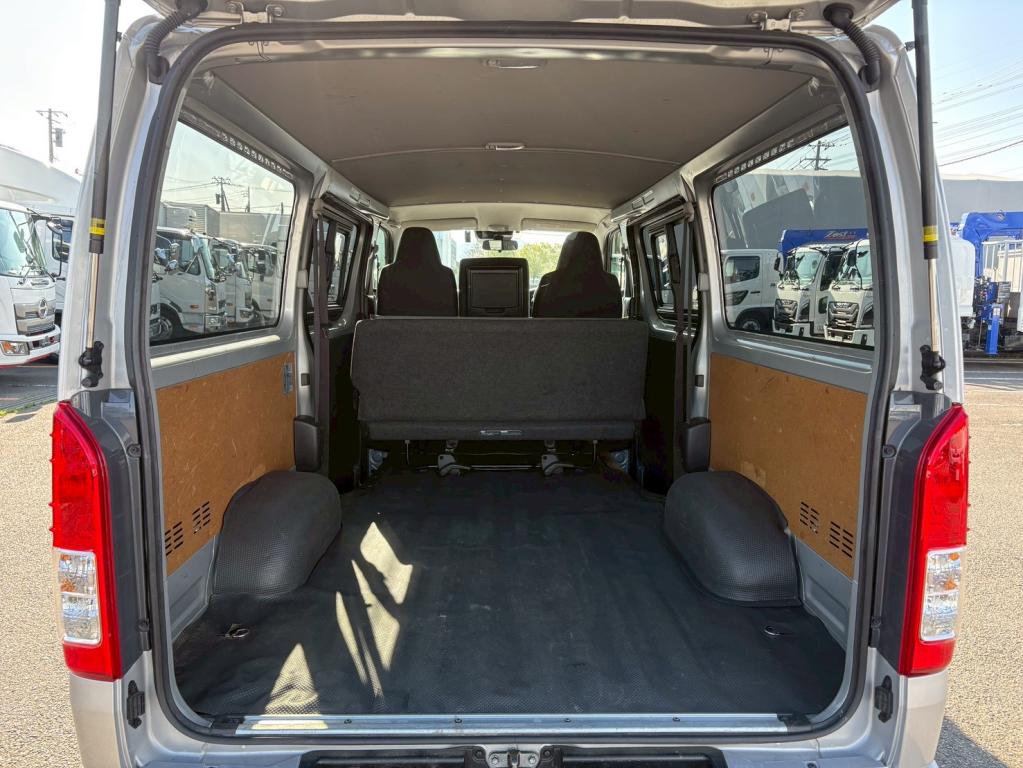 トヨタ その他 3DF-GDH201V(その他)の写真7