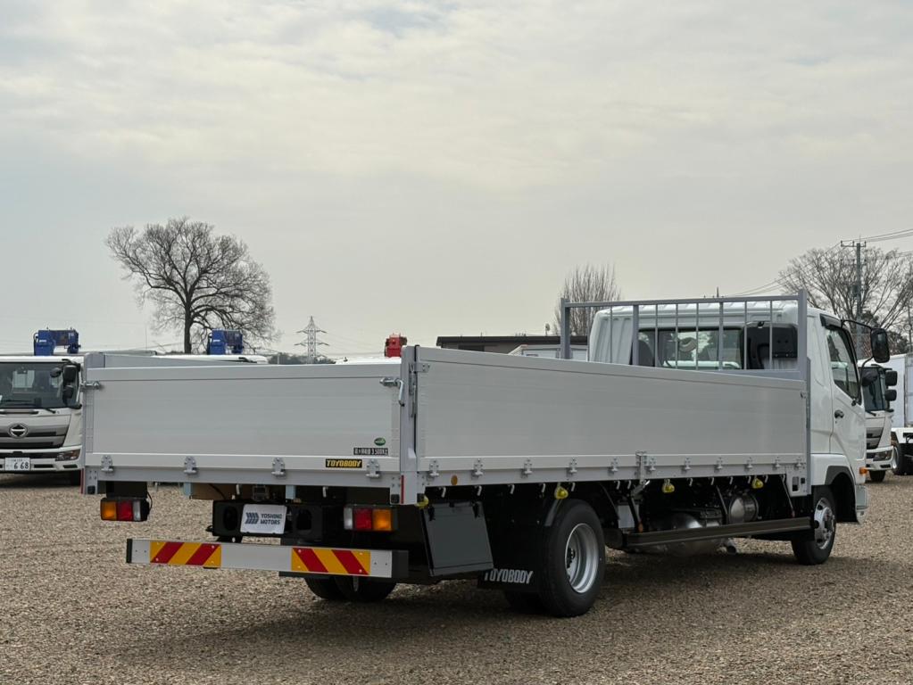 三菱 ファイター 2KG-FK62F(2WD)の写真4