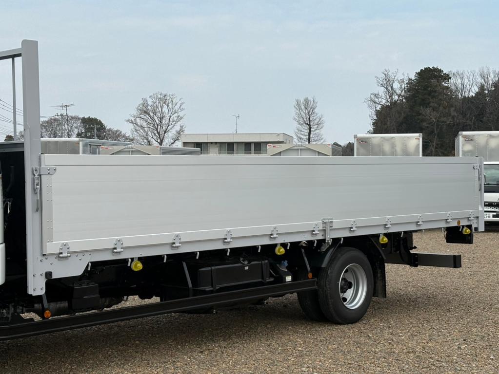 三菱 ファイター 2KG-FK62F(2WD)の写真6