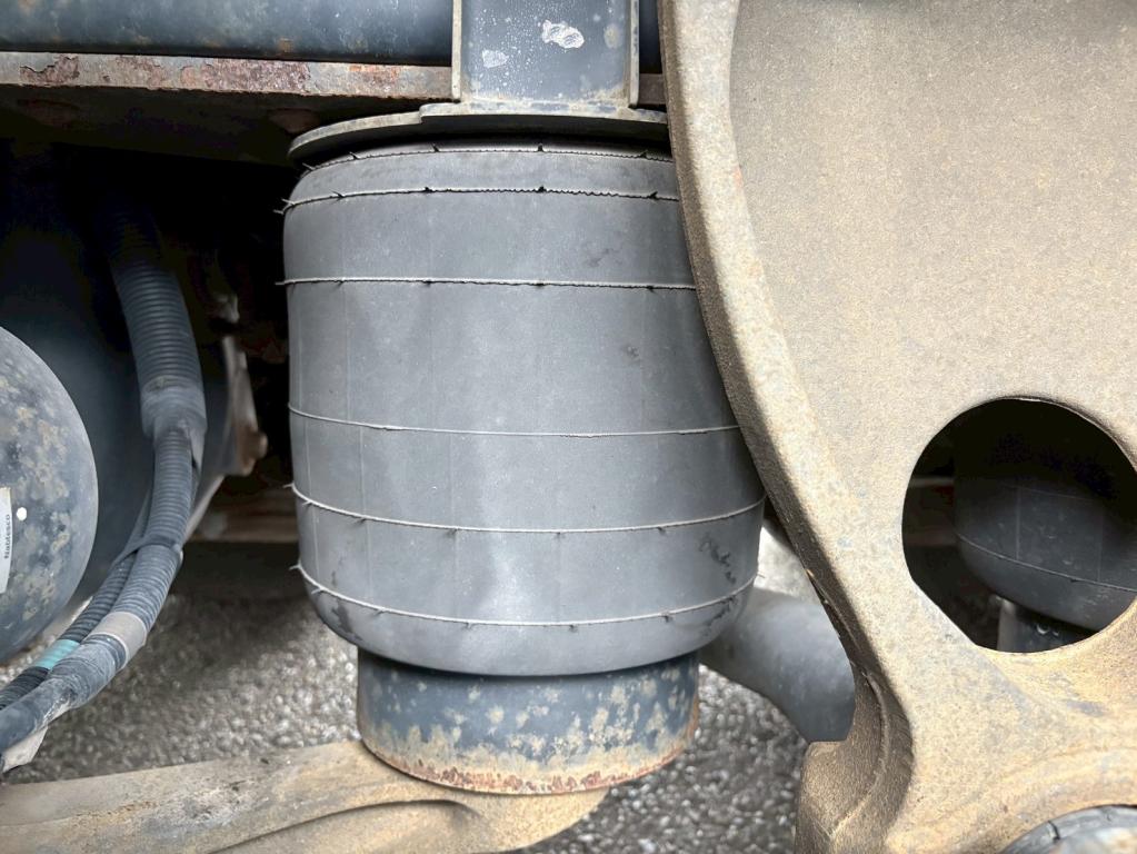 日野 プロフィア QPG-FW1EZEG(8x4)の写真15