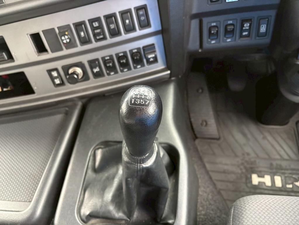 日野 プロフィア QPG-FW1EZEG(8x4)の写真22