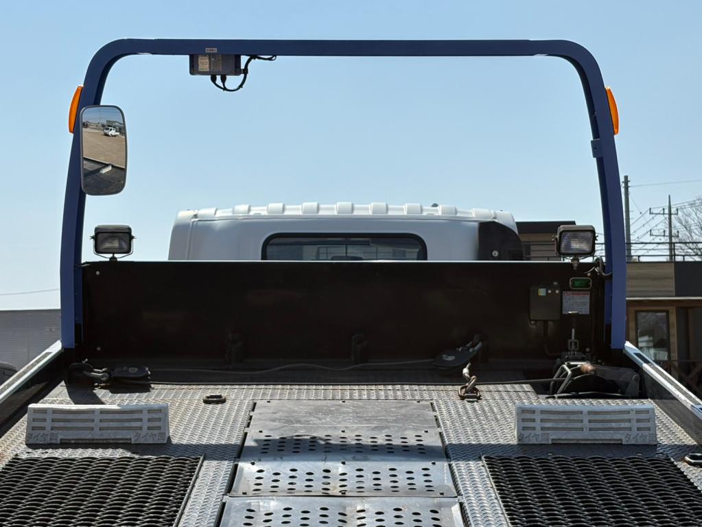 いすゞ エルフ TRG-NPR85AN(2WD)の写真7