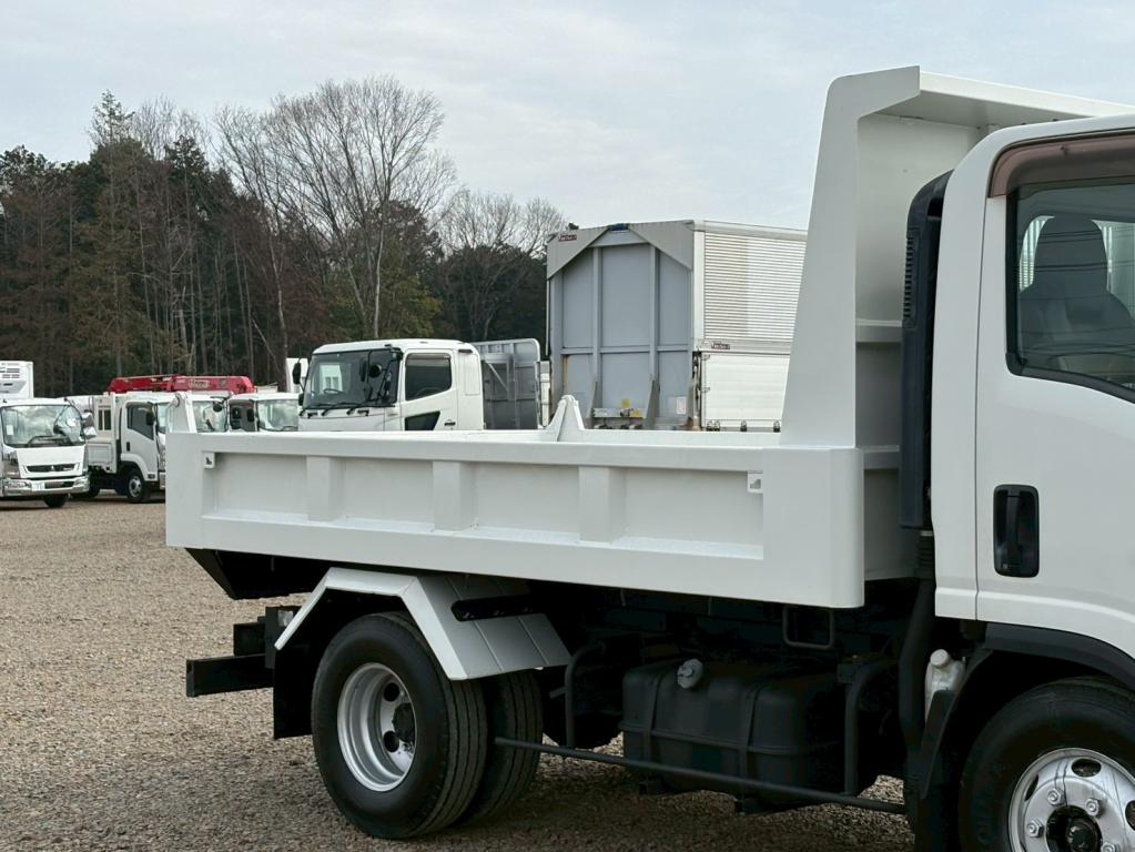 いすゞ エルフ TKG-NPR85YN(2WD)の写真5