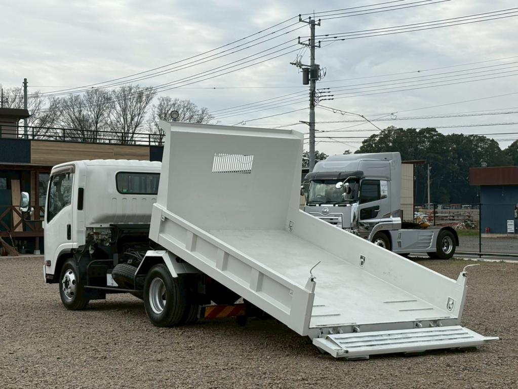 いすゞ エルフ TKG-NPR85YN(2WD)の写真11