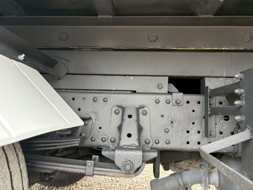 いすゞ エルフ TKG-NPR85YN(2WD)の写真17