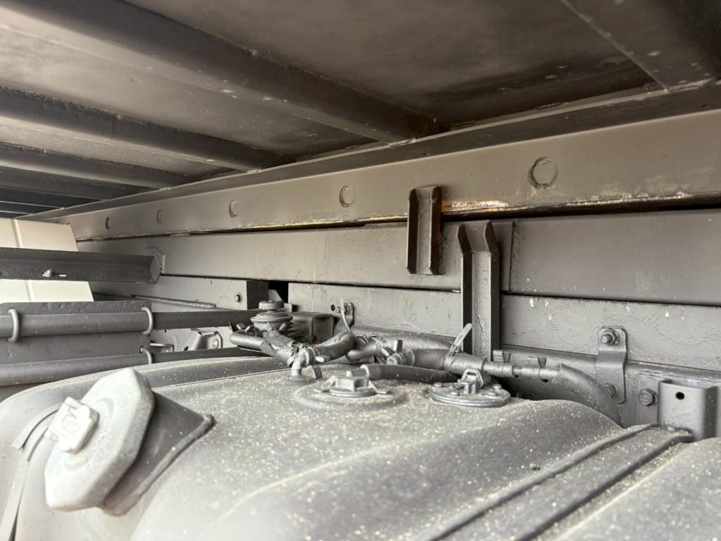 いすゞ エルフ TKG-NPR85YN(2WD)の写真18