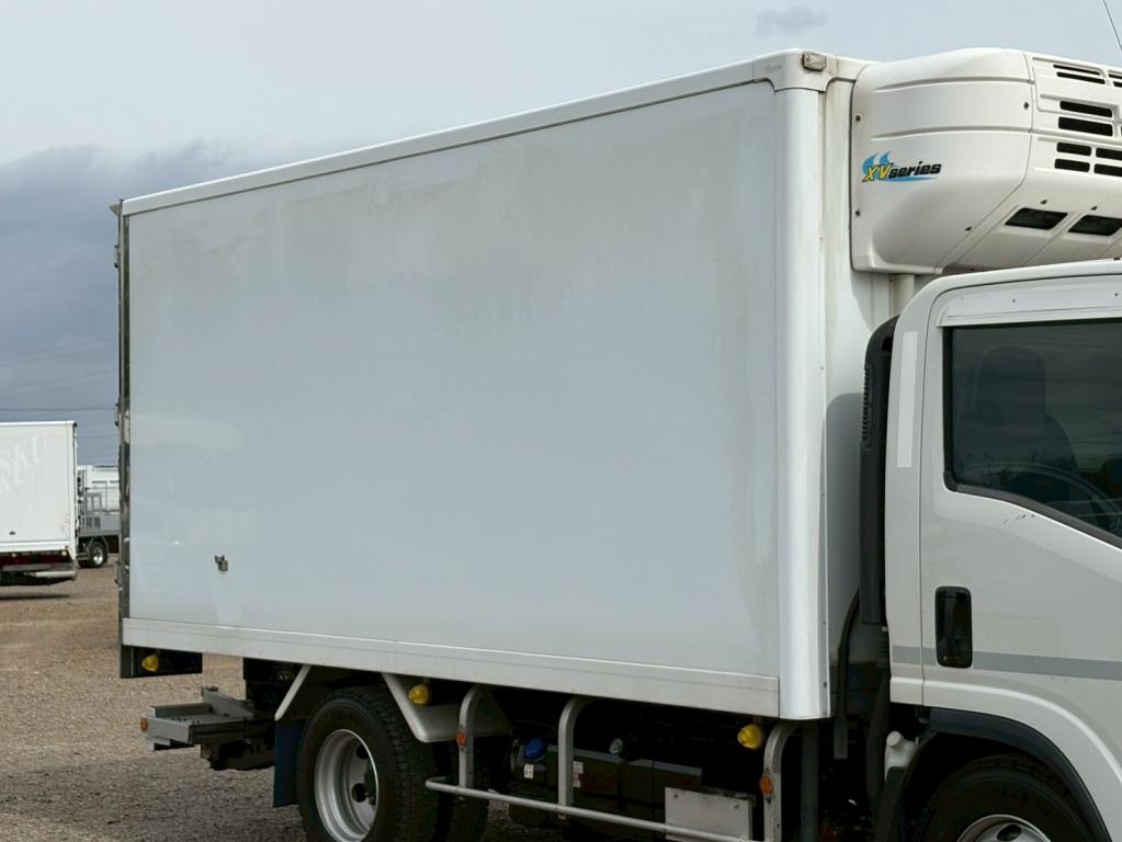 いすゞ エルフ 2RG-NPR88YN(2WD)の写真5