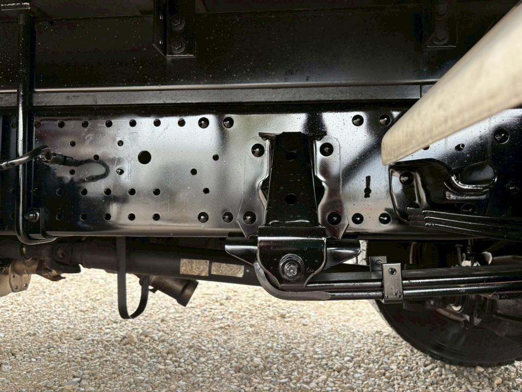 いすゞ エルフ 2RG-NPR88YN(2WD)の写真15