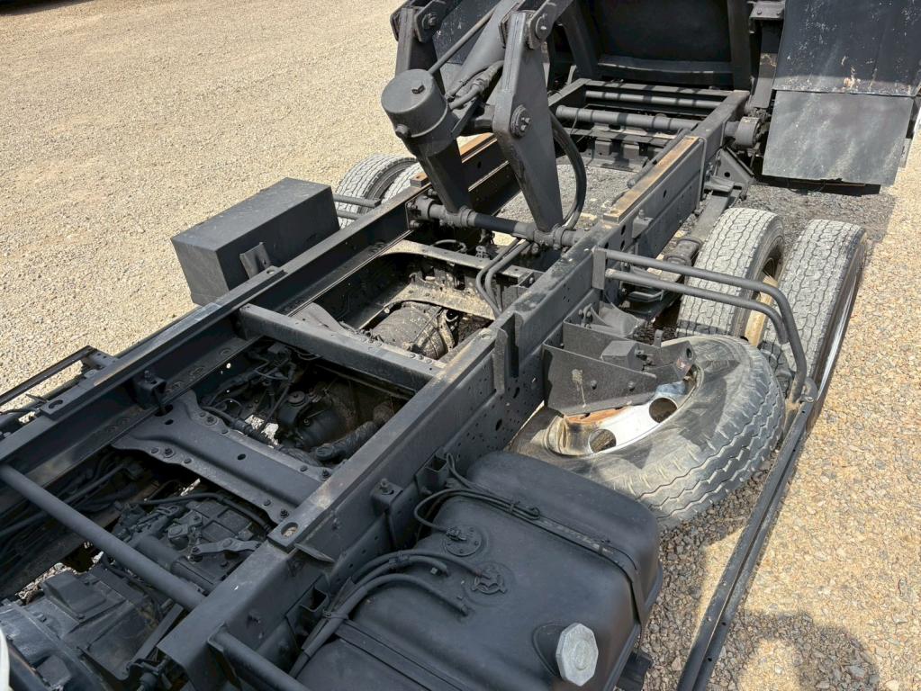 いすゞ フォワード TKG-FRR90S1(2WD)の写真14