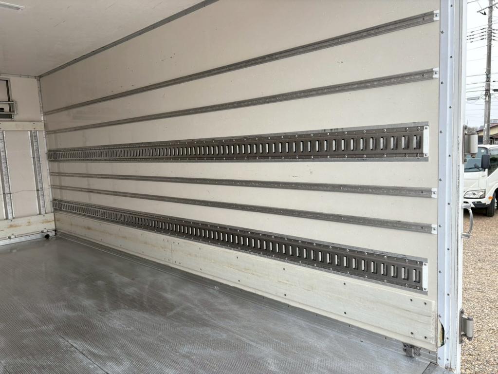 日野 デュトロ 2RG-XZU710M(2WD)の写真10