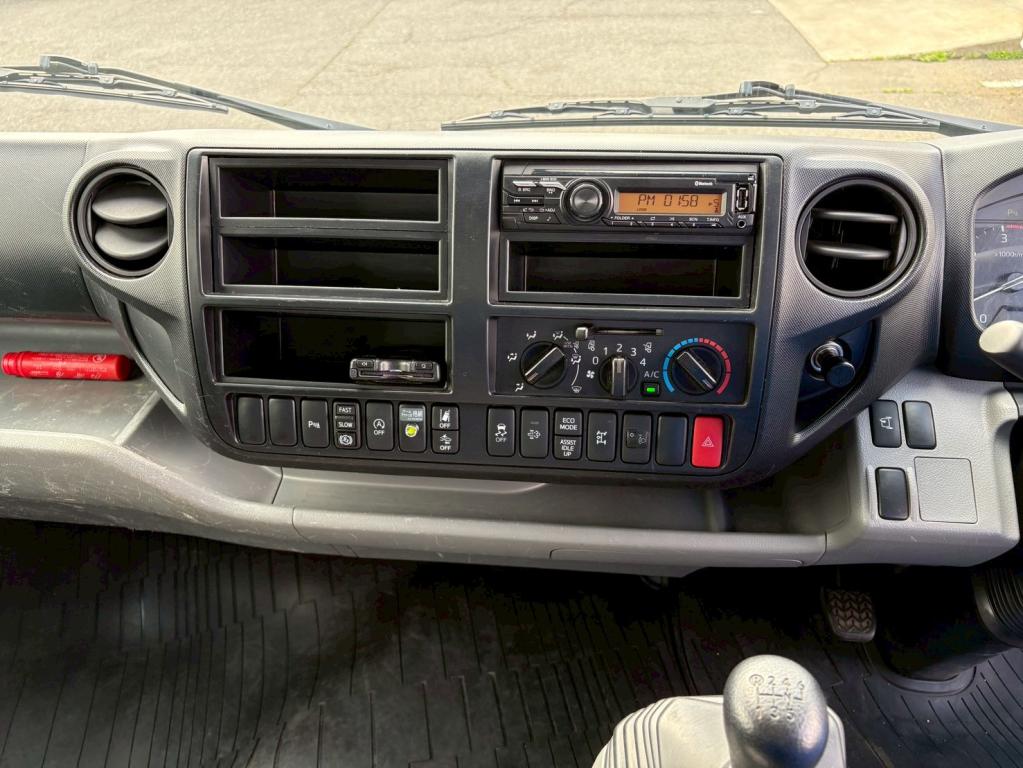 日野 デュトロ 2KG-XZU712M(2WD)の写真22